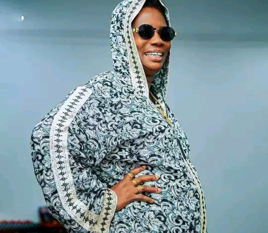 Diamond Platinum’s Mother Is Expecting A Baby.